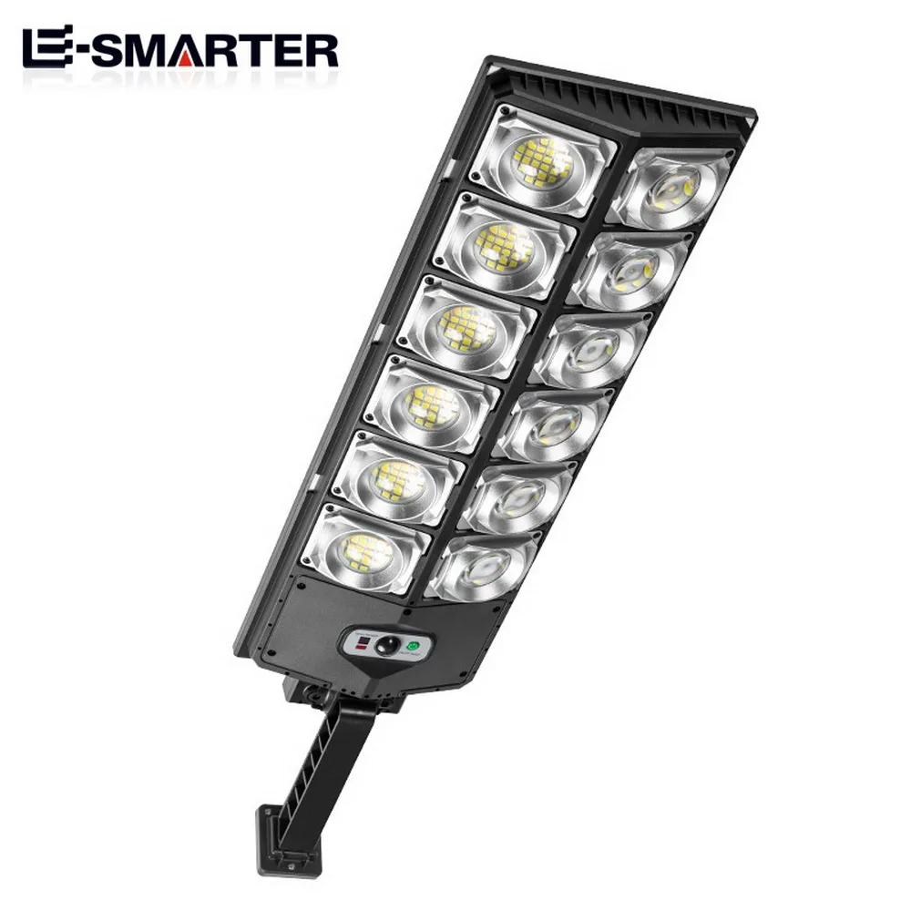 LED 超高輝度屋外太陽光発電ランプ防水モーションセンサー人 - Outdoor Power Garage のレビューと価格
