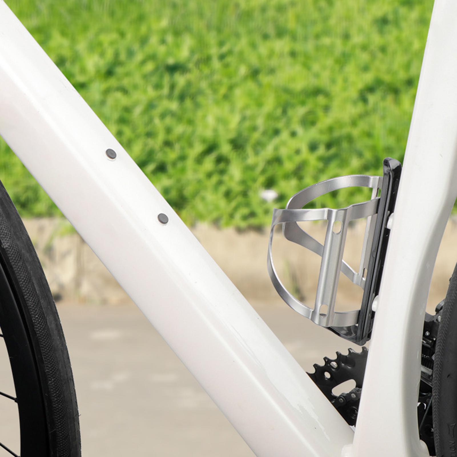 自転車フレーム用ゴム製プラグ M5ネジ穴用 ツールラック穴保 - Outdoor Power Point Cover のレビューと価格